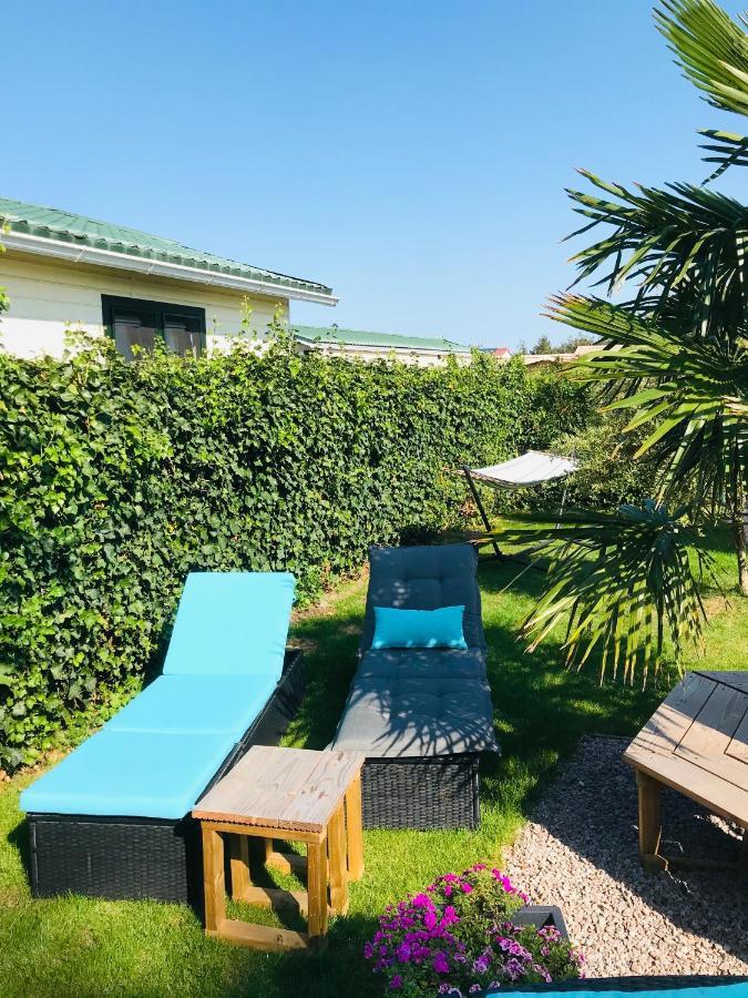 De Corner Van Zeeland Met Jacuzzi Sint-Annaland Exterior foto