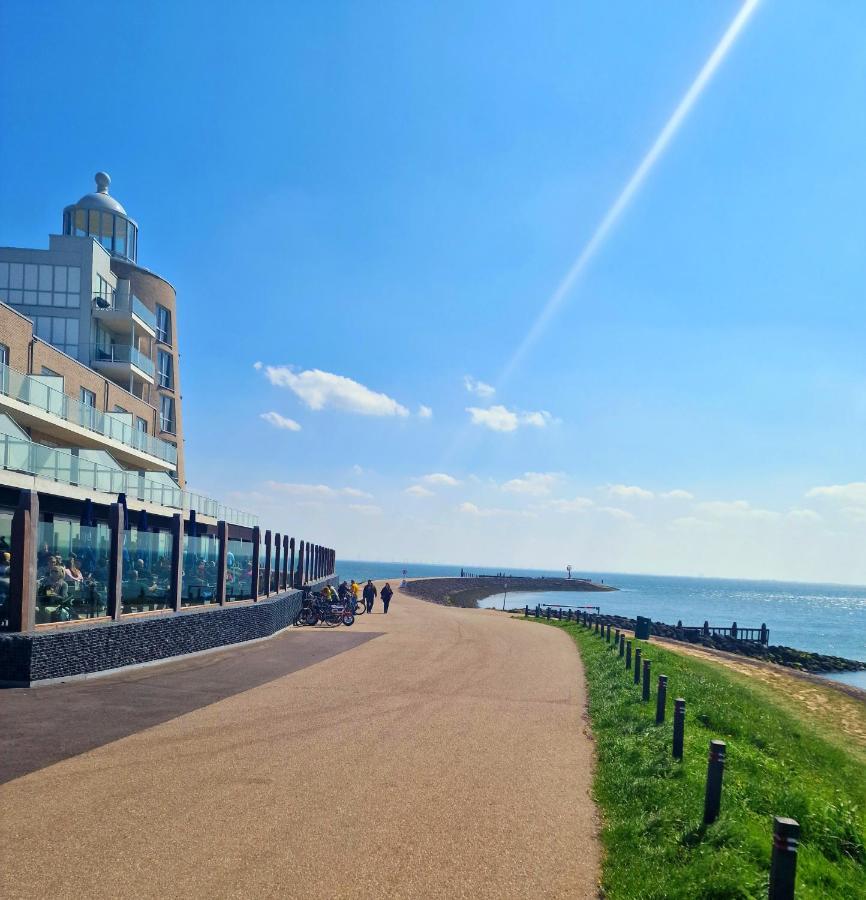 De Corner Van Zeeland Met Jacuzzi Sint-Annaland Exterior foto